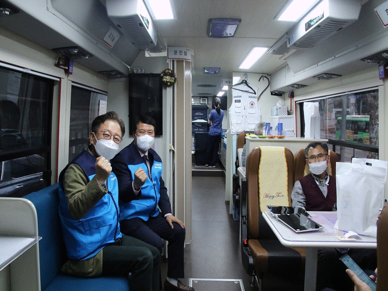 Ŭ���Ͻø� ����ũ���� �̹����� �������ϴ�