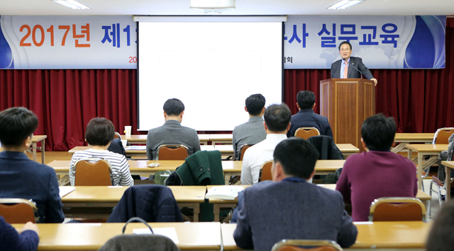 Ŭ���Ͻø� ����ũ���� �̹����� �������ϴ�