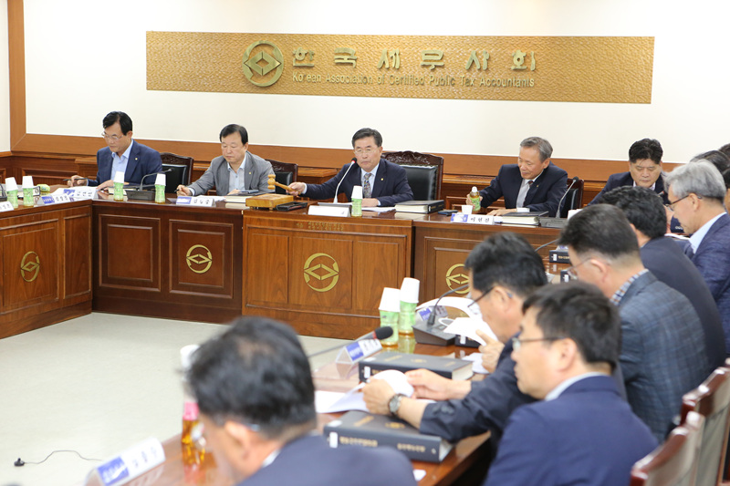 Ŭ���Ͻø� ����ũ���� �̹����� �������ϴ�