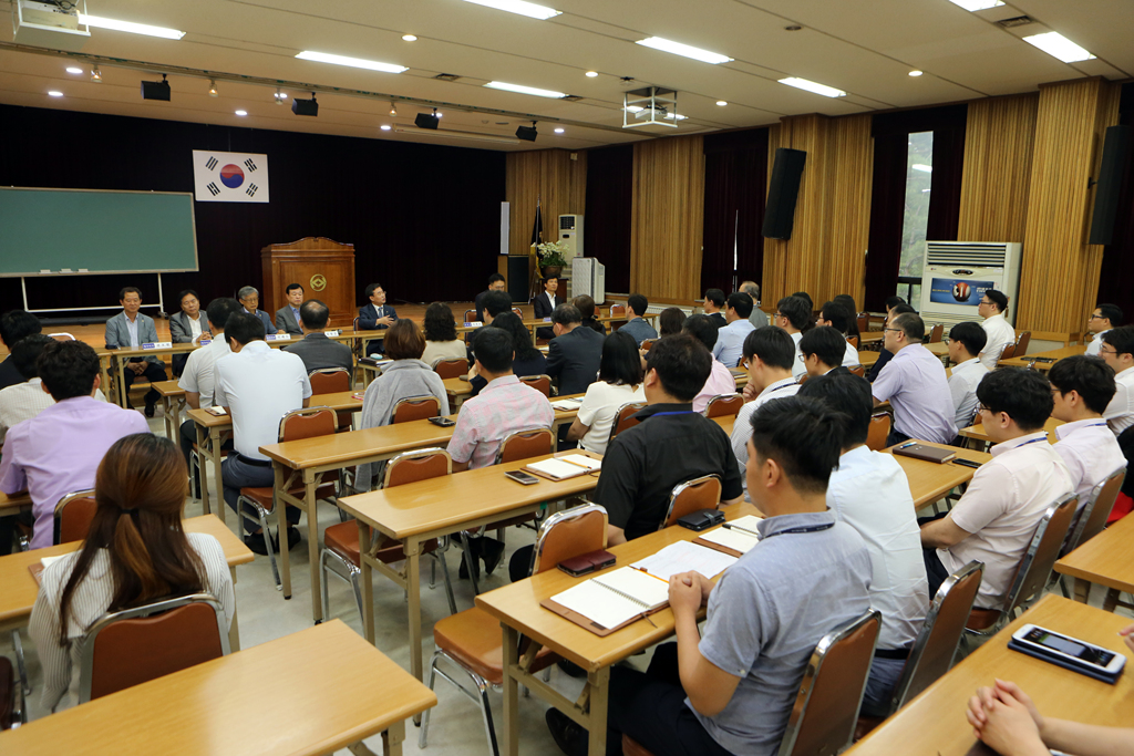 Ŭ���Ͻø� ����ũ���� �̹����� �������ϴ�