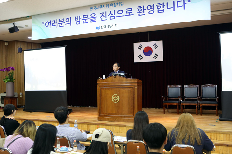 Ŭ���Ͻø� ����ũ���� �̹����� �������ϴ�