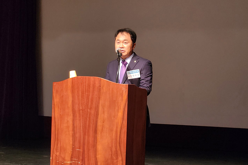 Ŭ���Ͻø� ����ũ���� �̹����� �������ϴ�