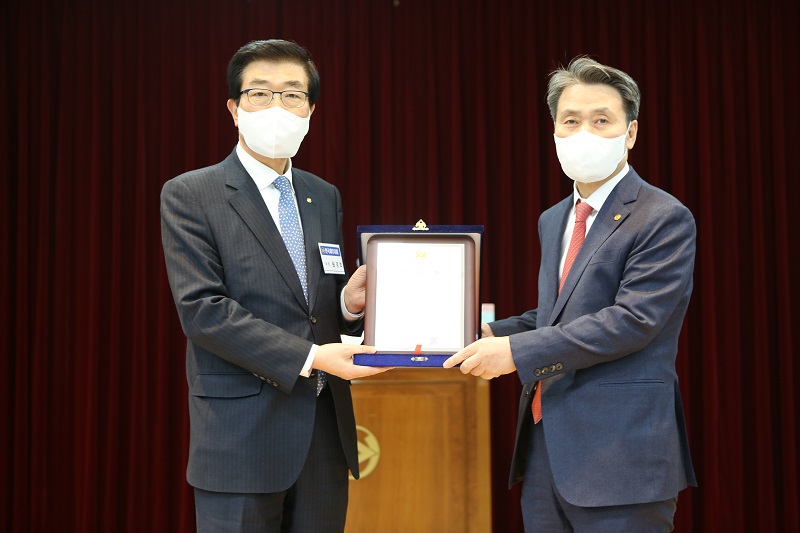 Ŭ���Ͻø� ����ũ���� �̹����� �������ϴ�