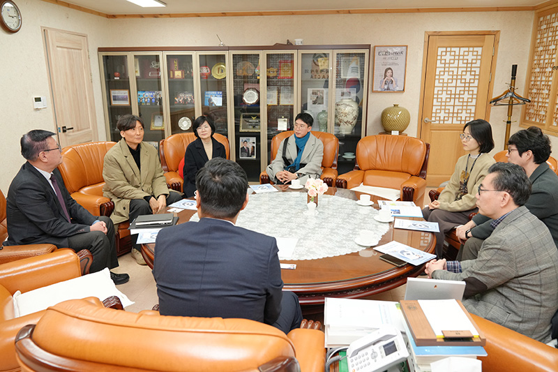 Ŭ���Ͻø� ����ũ���� �̹����� �������ϴ�