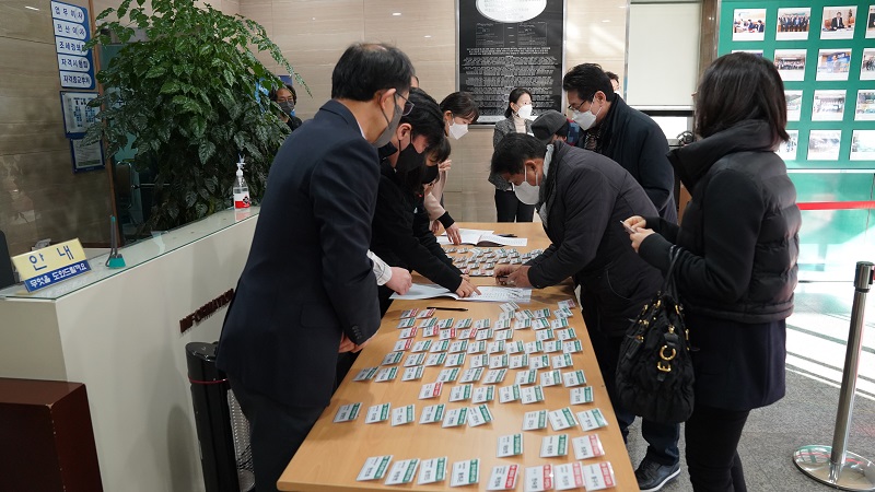 Ŭ���Ͻø� ����ũ���� �̹����� �������ϴ�