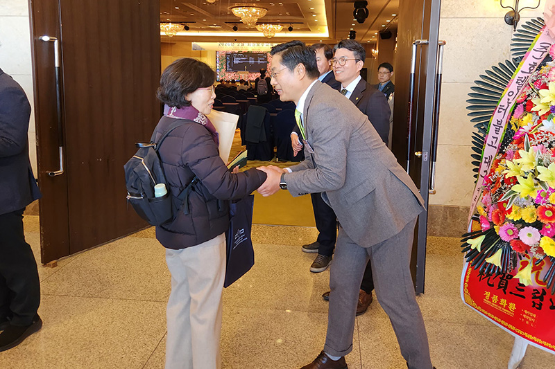 Ŭ���Ͻø� ����ũ���� �̹����� �������ϴ�