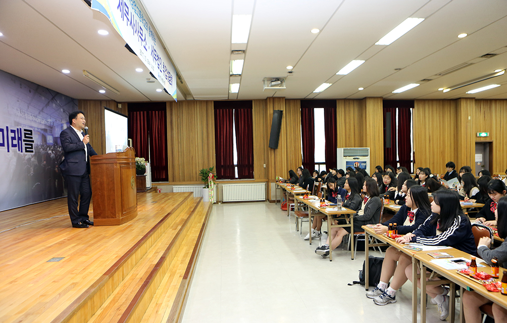 Ŭ���Ͻø� ����ũ���� �̹����� �������ϴ�