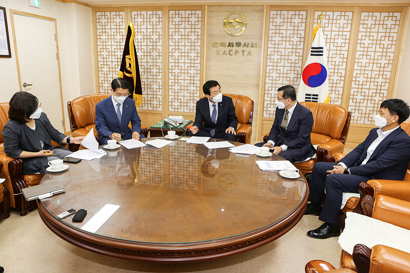 Ŭ���Ͻø� ����ũ���� �̹����� �������ϴ�