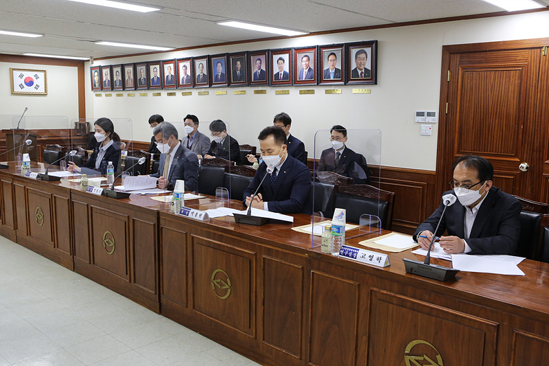 Ŭ���Ͻø� ����ũ���� �̹����� �������ϴ�