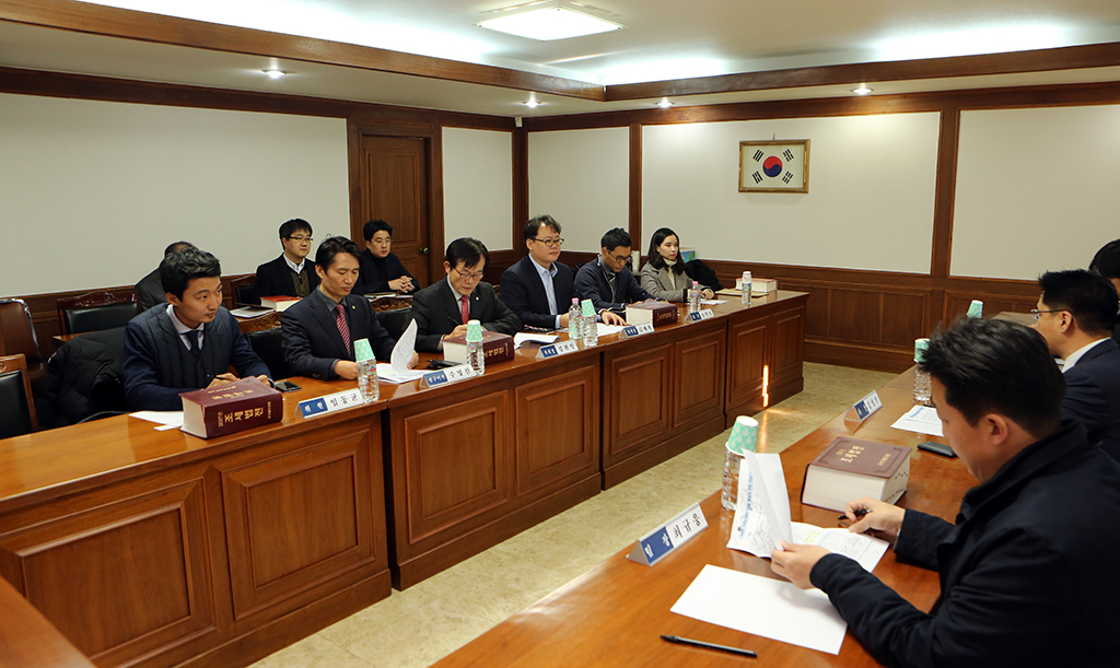 Ŭ���Ͻø� ����ũ���� �̹����� �������ϴ�