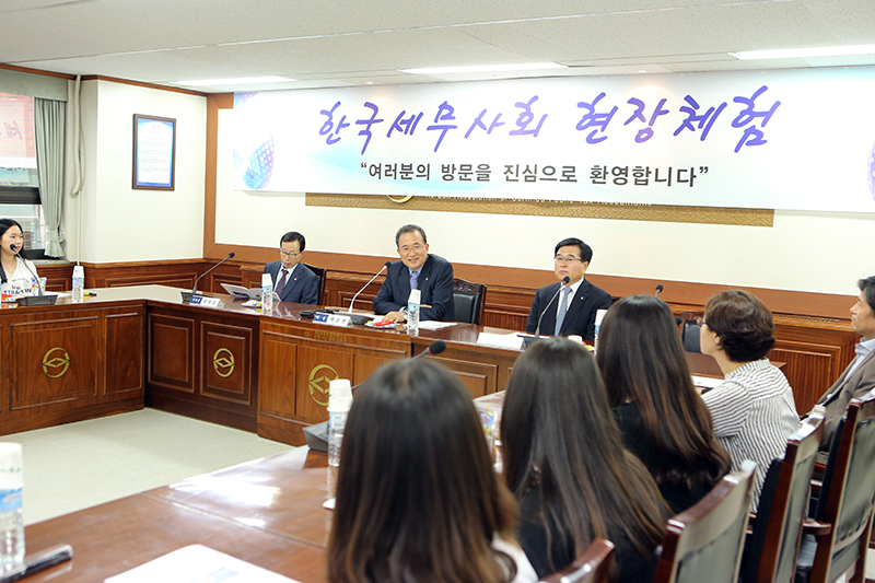 Ŭ���Ͻø� ����ũ���� �̹����� �������ϴ�