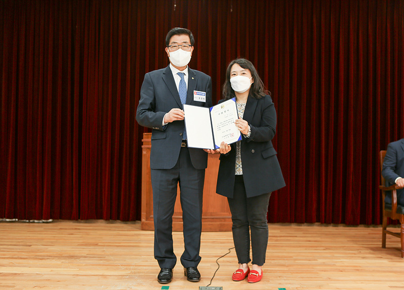 Ŭ���Ͻø� ����ũ���� �̹����� �������ϴ�