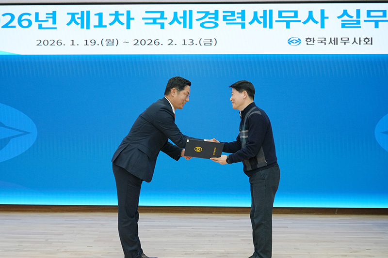 Ŭ���Ͻø� ����ũ���� �̹����� �������ϴ�