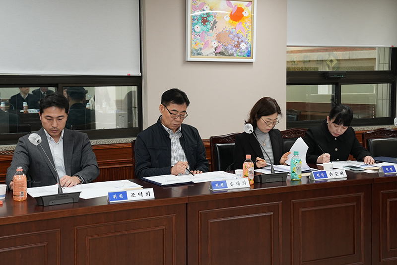 Ŭ���Ͻø� ����ũ���� �̹����� �������ϴ�