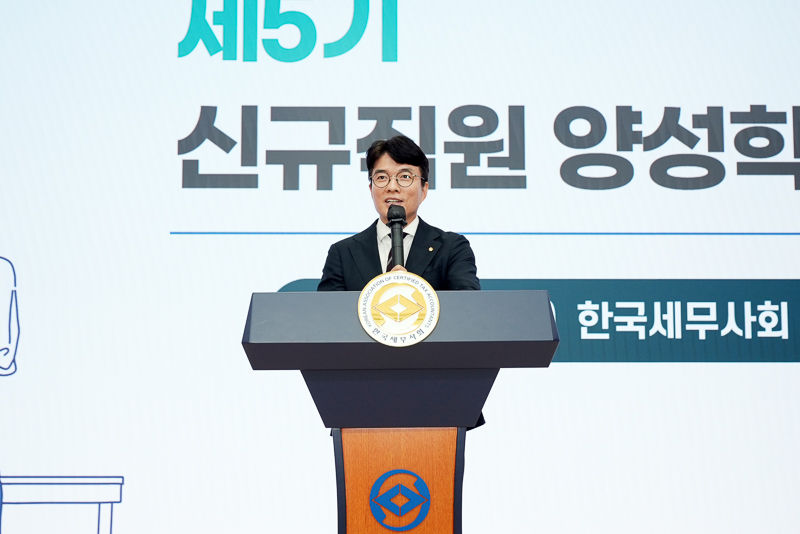 Ŭ���Ͻø� ����ũ���� �̹����� �������ϴ�