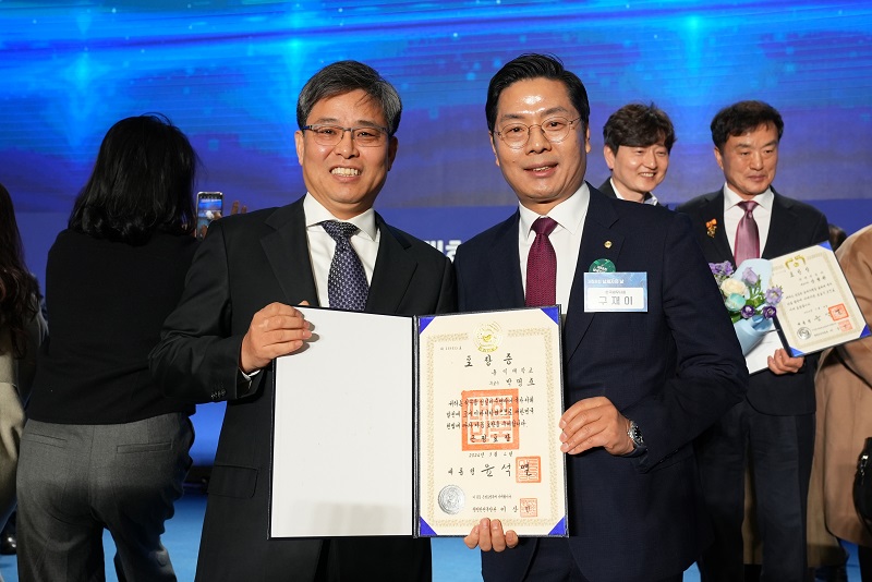 Ŭ���Ͻø� ����ũ���� �̹����� �������ϴ�