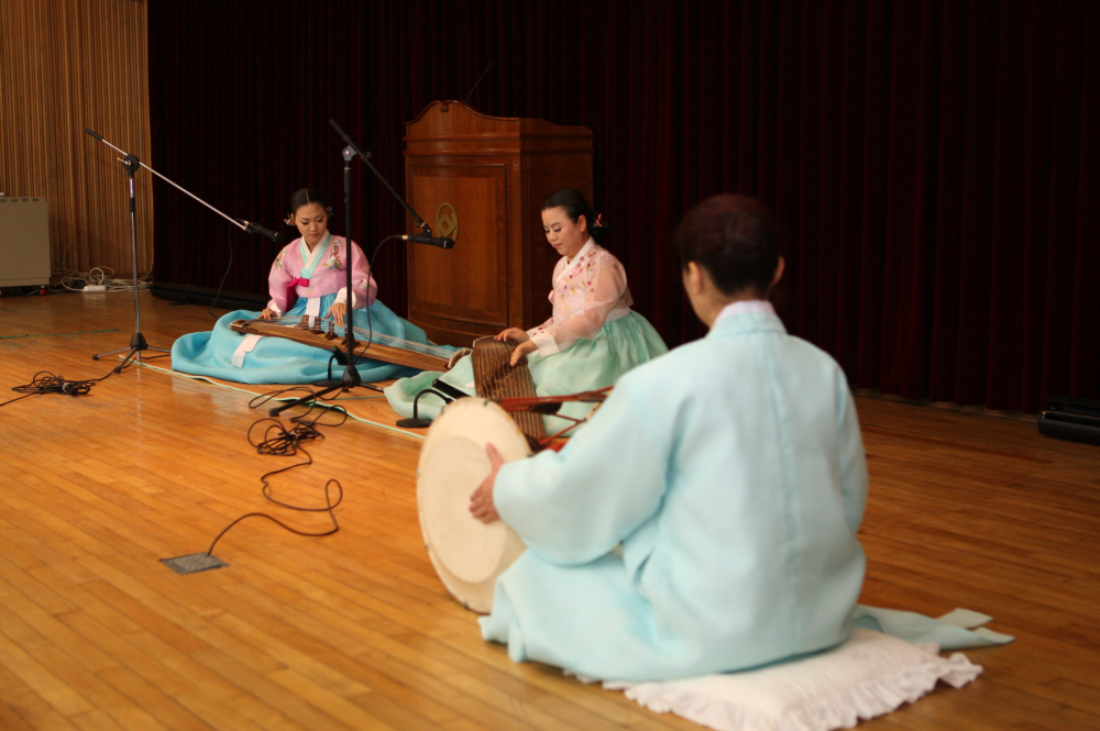 Ŭ���Ͻø� ����ũ���� �̹����� �������ϴ�