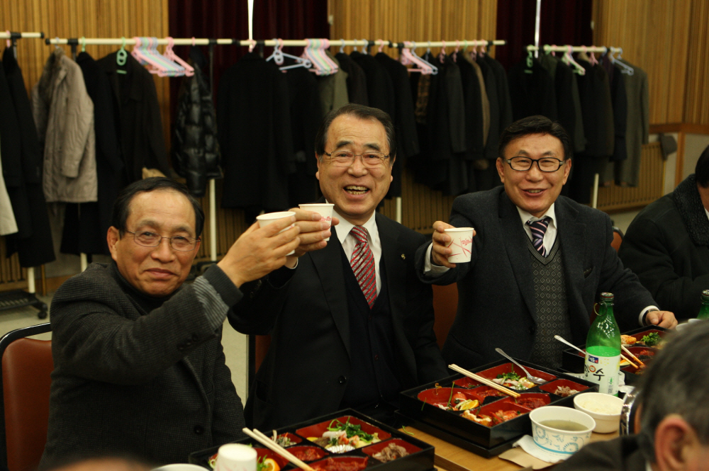 Ŭ���Ͻø� ����ũ���� �̹����� �������ϴ�