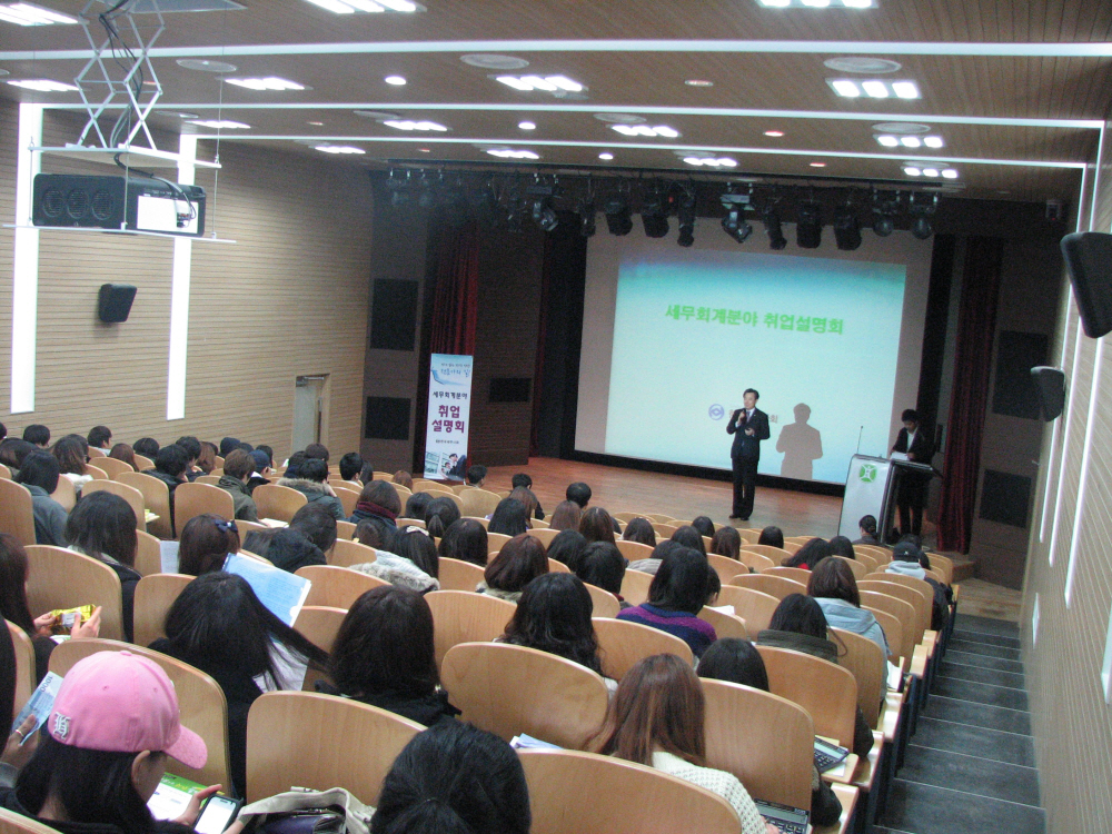 Ŭ���Ͻø� ����ũ���� �̹����� �������ϴ�